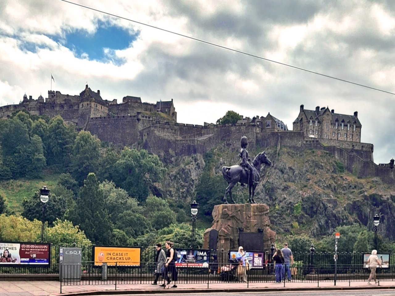 Iconic view of Edinburgh Castle from Princess Street, Edinburgh - ideal for historical and sightseeing tours